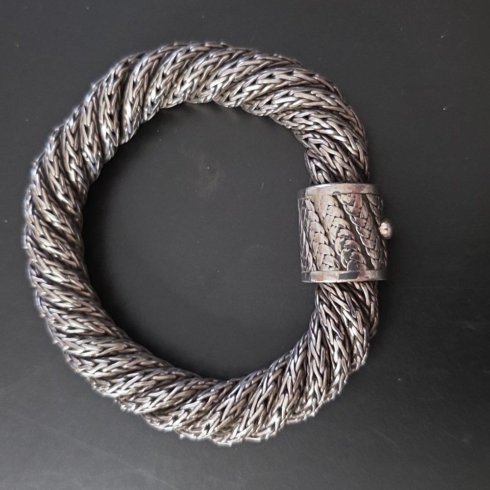 John Hardy Sterling 9mm Twist Rope Bracelet. 8" & 80 Grams